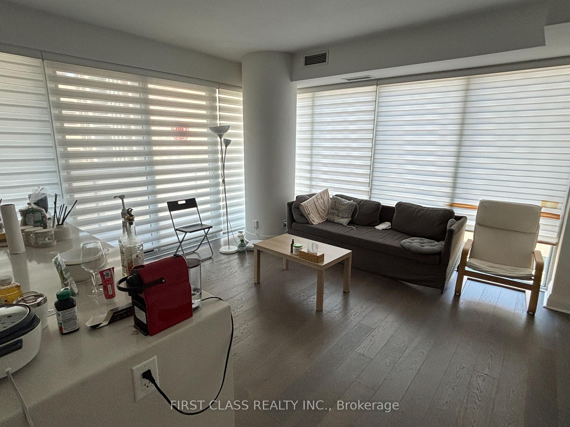 Front of Unit 1110, 1080 Bay Street