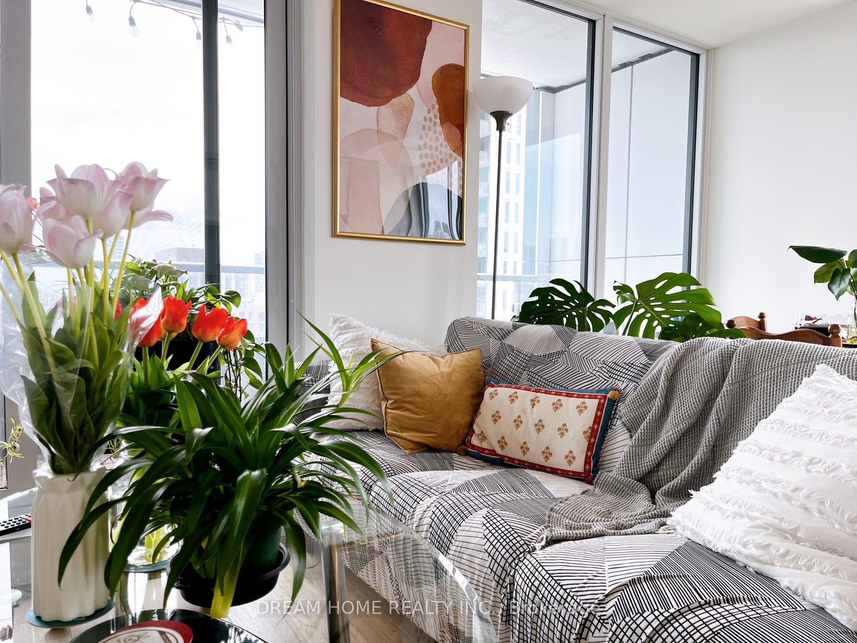 Photo 11 of Unit 905, 225 Sumach Street S, Toronto, Regent Park — HOMEH