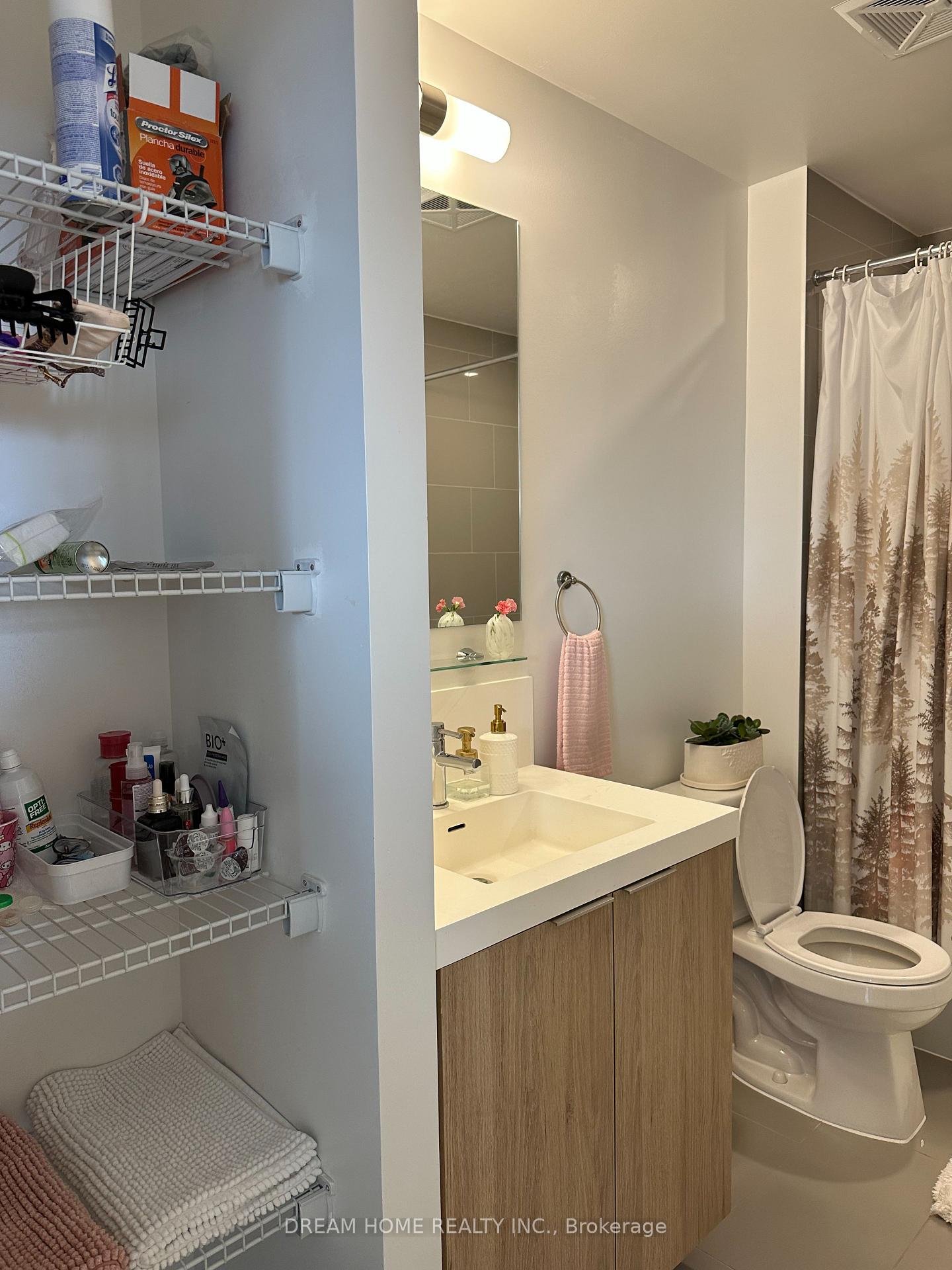 Photo 16 of Unit 905, 225 Sumach Street S, Toronto, Regent Park — HOMEH