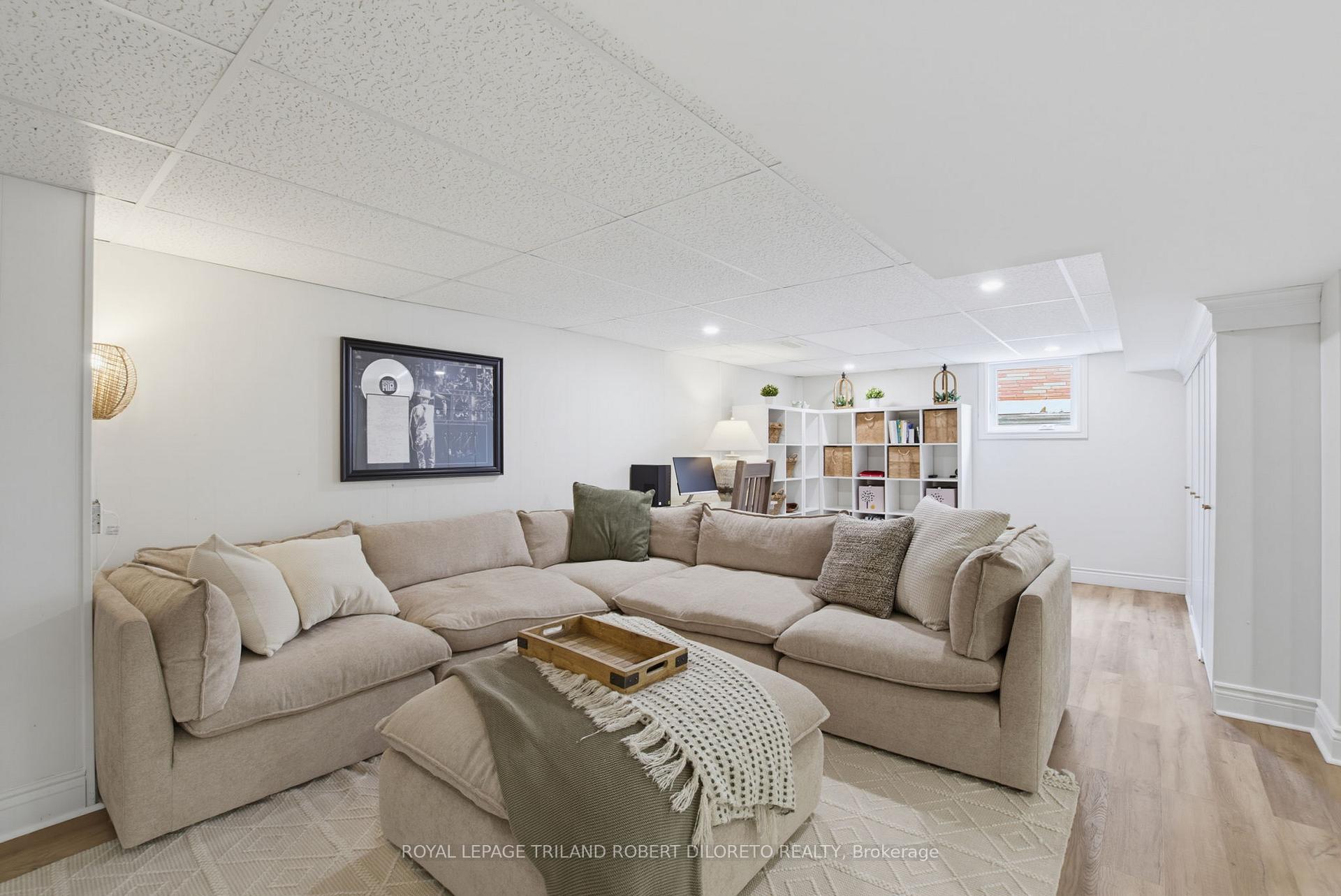 Photo 27 of 9 Strathcona Drive, London, East O — HOMEH