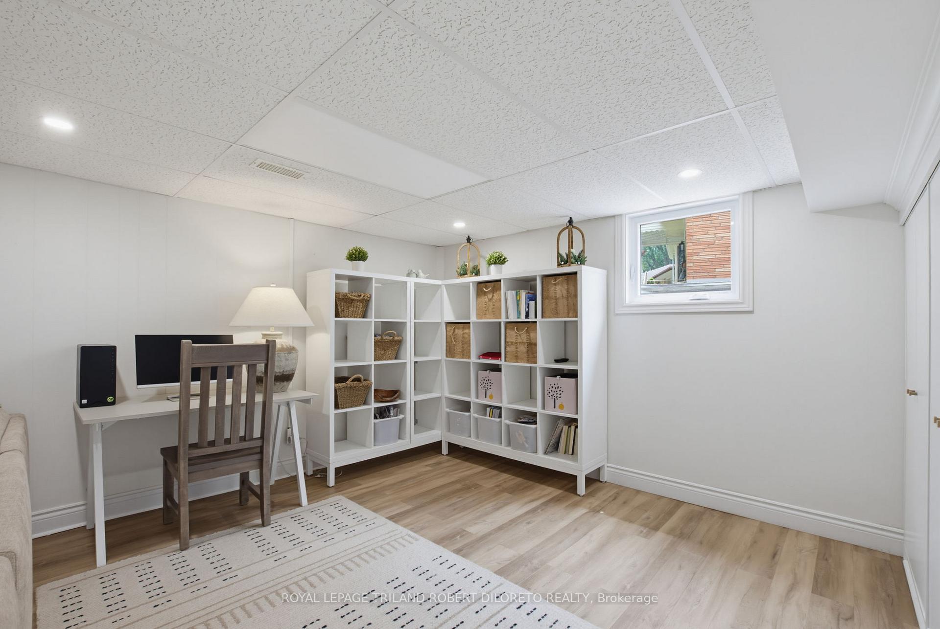 Photo 30 of 9 Strathcona Drive, London, East O — HOMEH