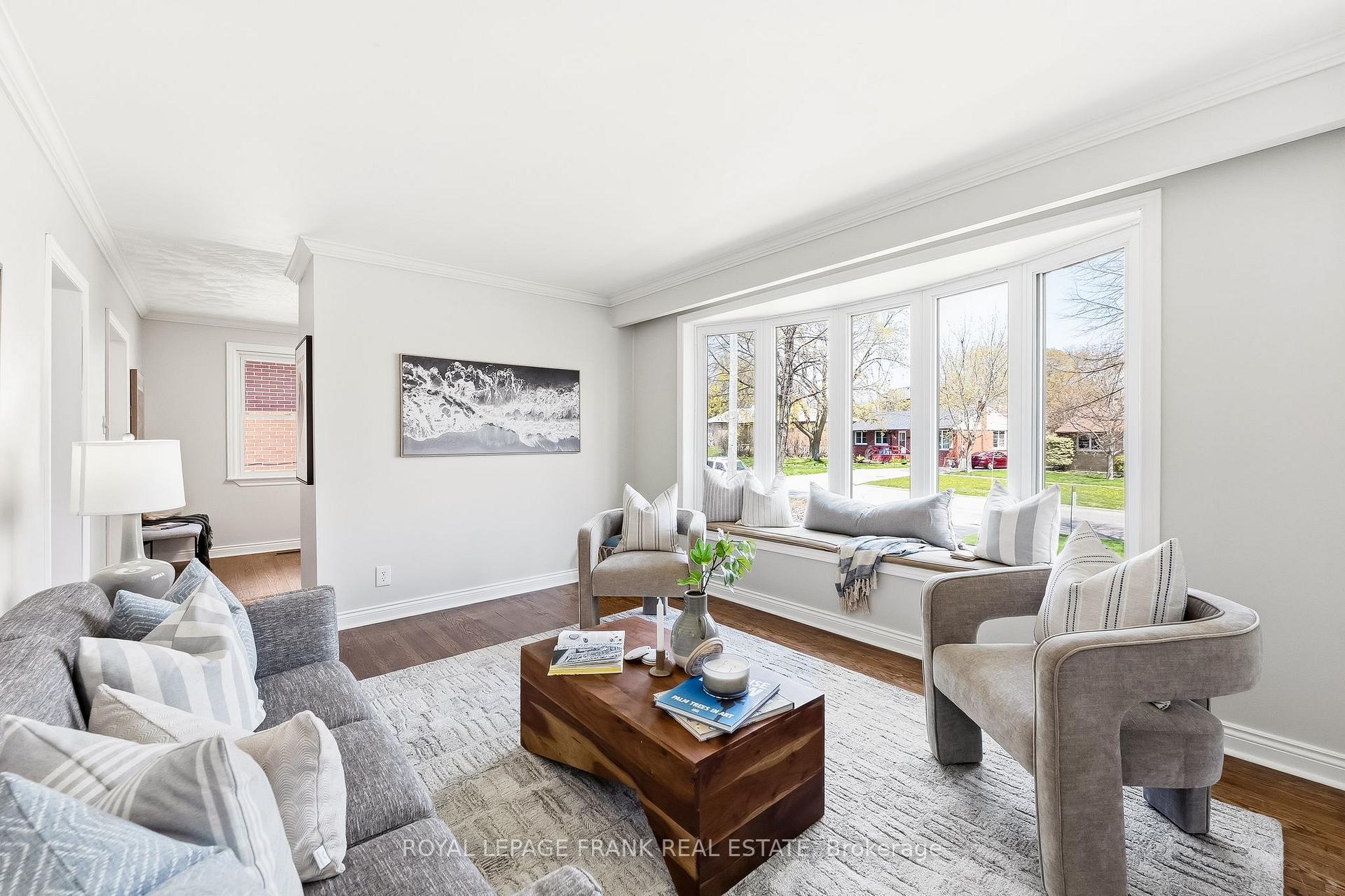 Photo 7 of 1212 Valley Drive, Oshawa, Lakeview — HOMEH