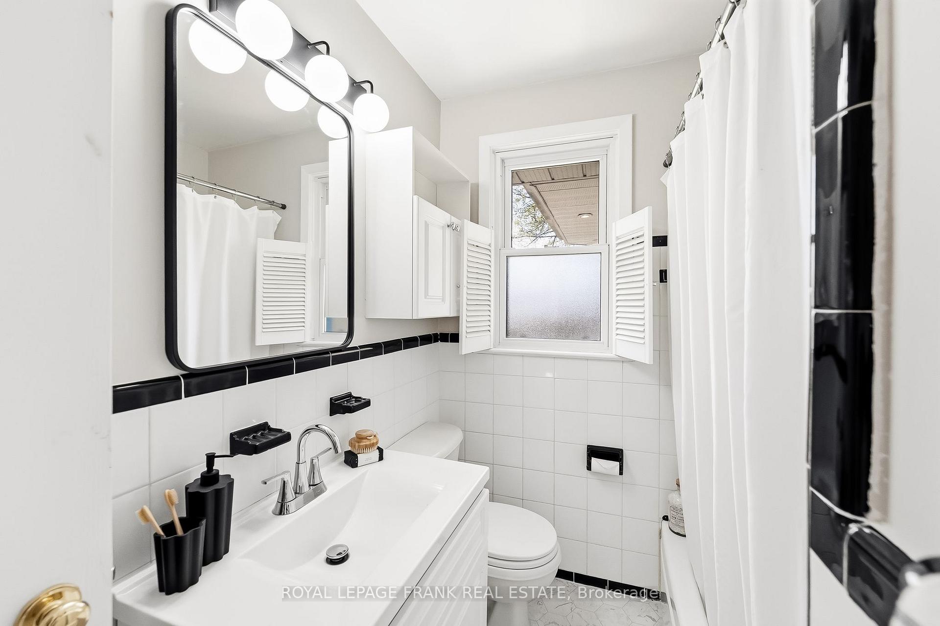 Photo 18 of 1212 Valley Drive, Oshawa, Lakeview — HOMEH