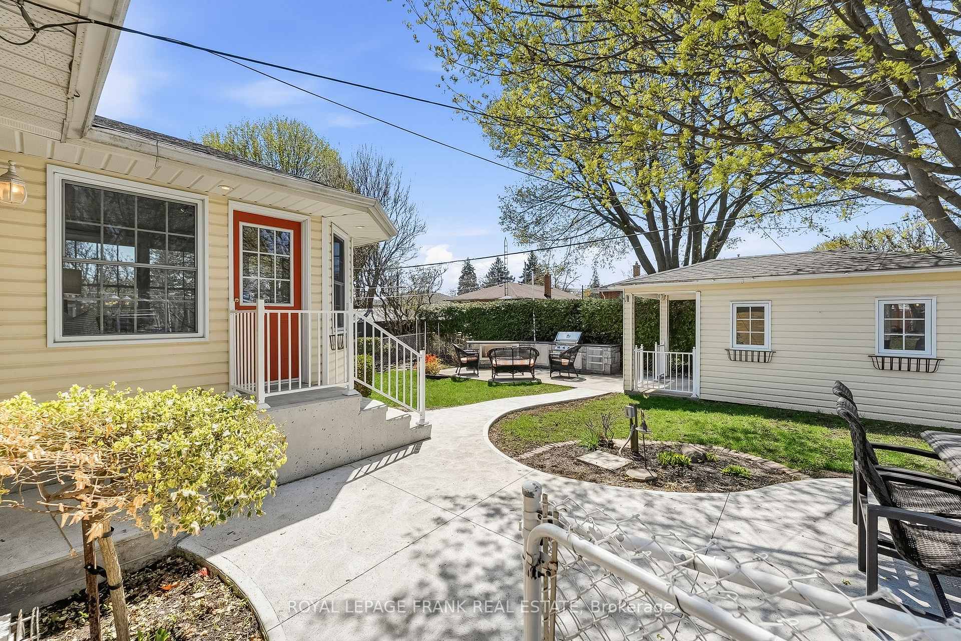 Photo 37 of 1212 Valley Drive, Oshawa, Lakeview — HOMEH