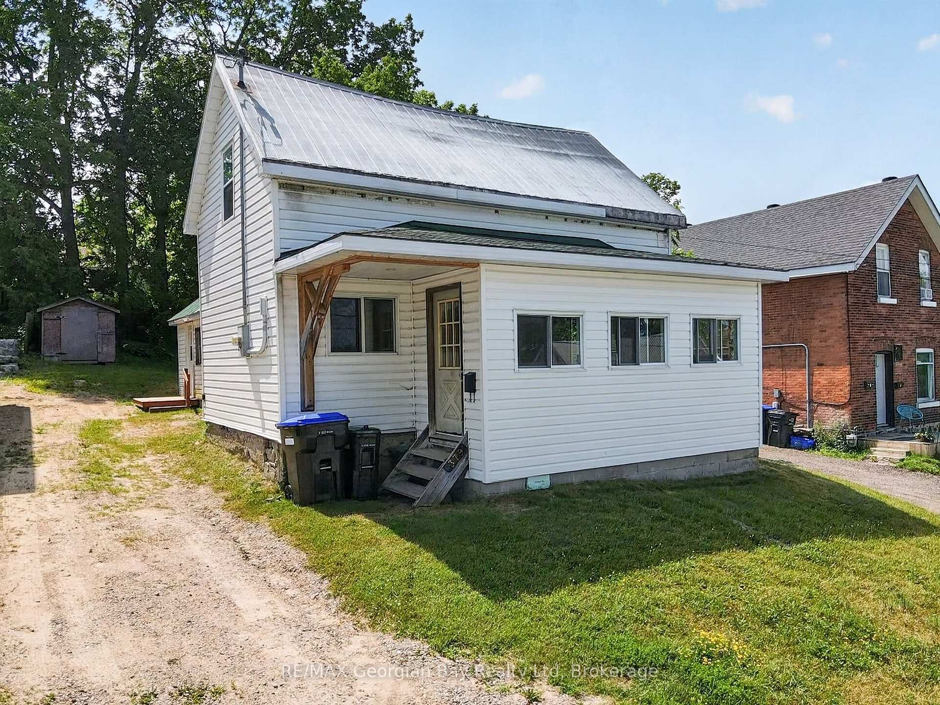 Photo 1 of 379 Gloucester Street, Midland — HOMEH
