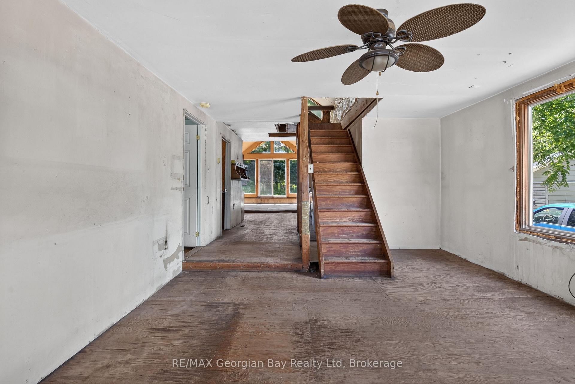 Photo 9 of 379 Gloucester Street, Midland — HOMEH