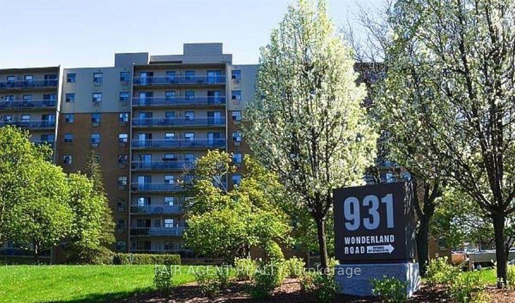 Front of Unit 410, 931 Wonderland Road S