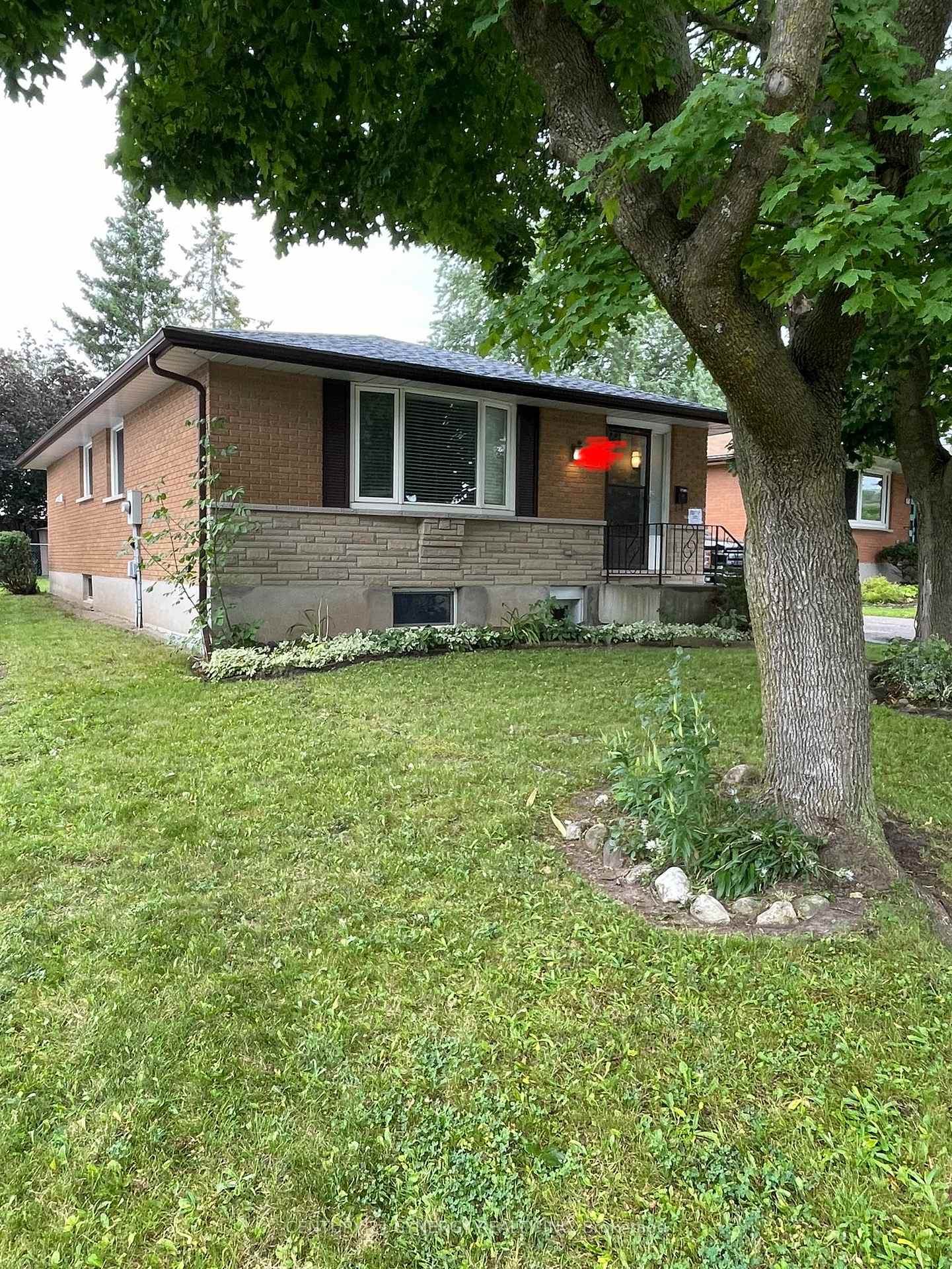 Photo 1 of Unit Lower, 275 Toll Gate Boulevard, Waterloo, Lakeshore Village — HOMEH