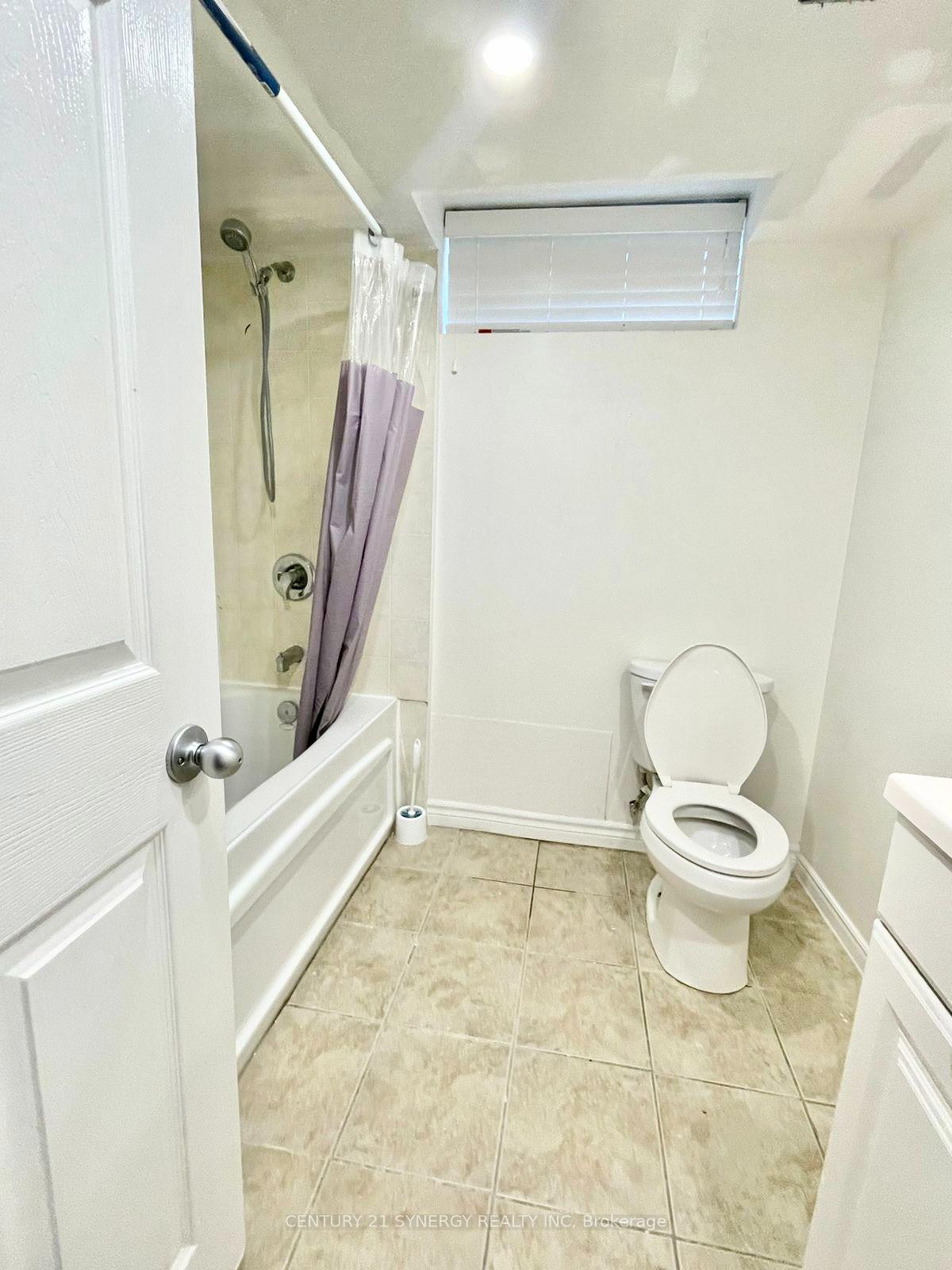 Photo 5 of Unit Lower, 275 Toll Gate Boulevard, Waterloo, Lakeshore Village — HOMEH