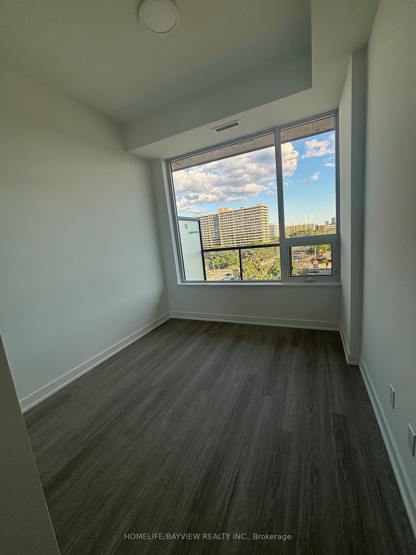 Photo 3 of Unit 622, 8188 Yonge Street, Vaughan, Uplands — HOMEH