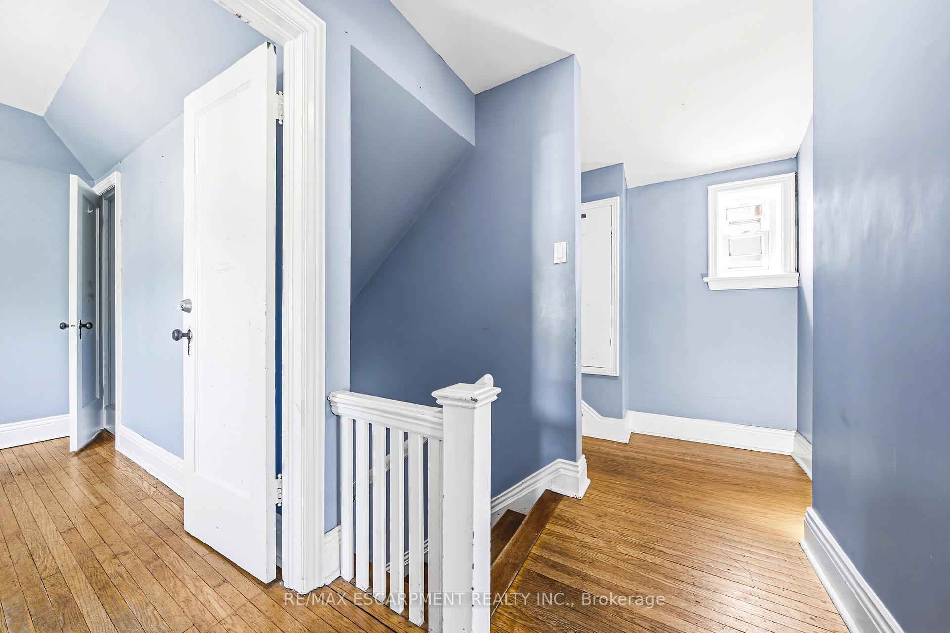 Photo 13 of 184 Arkell Street, Hamilton, Westdale — HOMEH