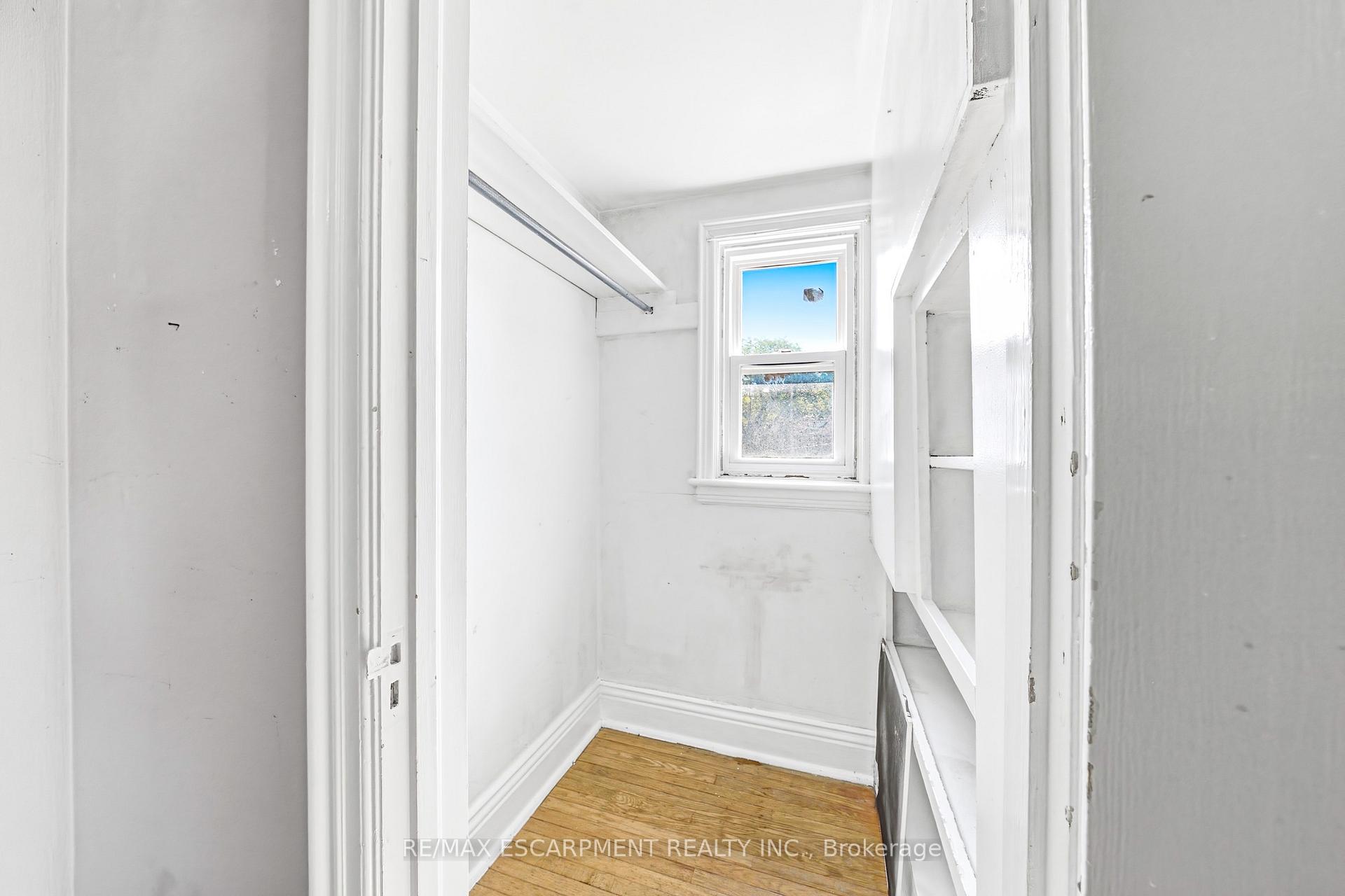 Photo 15 of 184 Arkell Street, Hamilton, Westdale — HOMEH