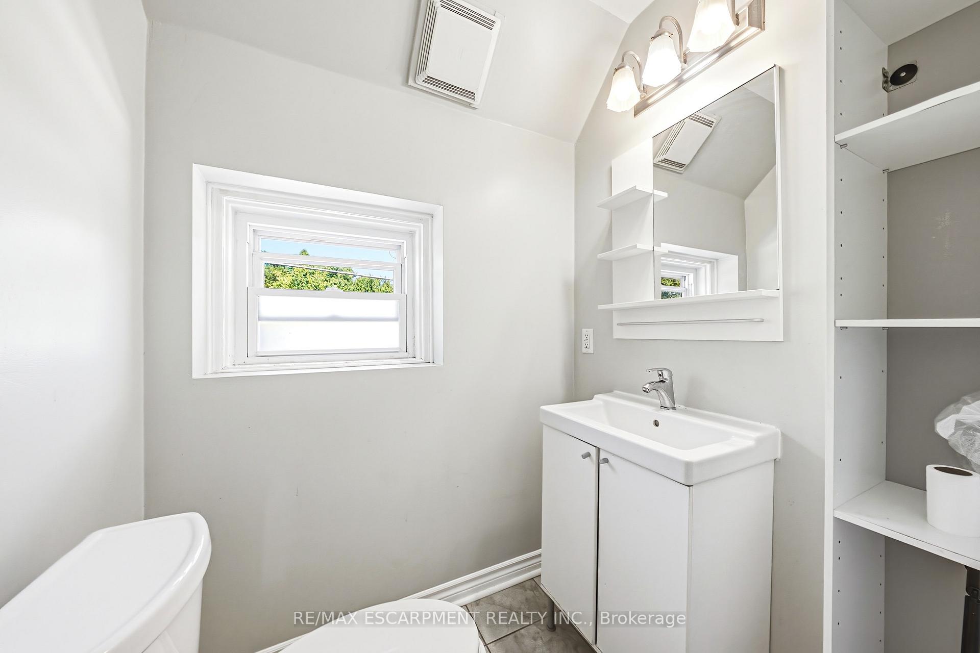 Photo 16 of 184 Arkell Street, Hamilton, Westdale — HOMEH