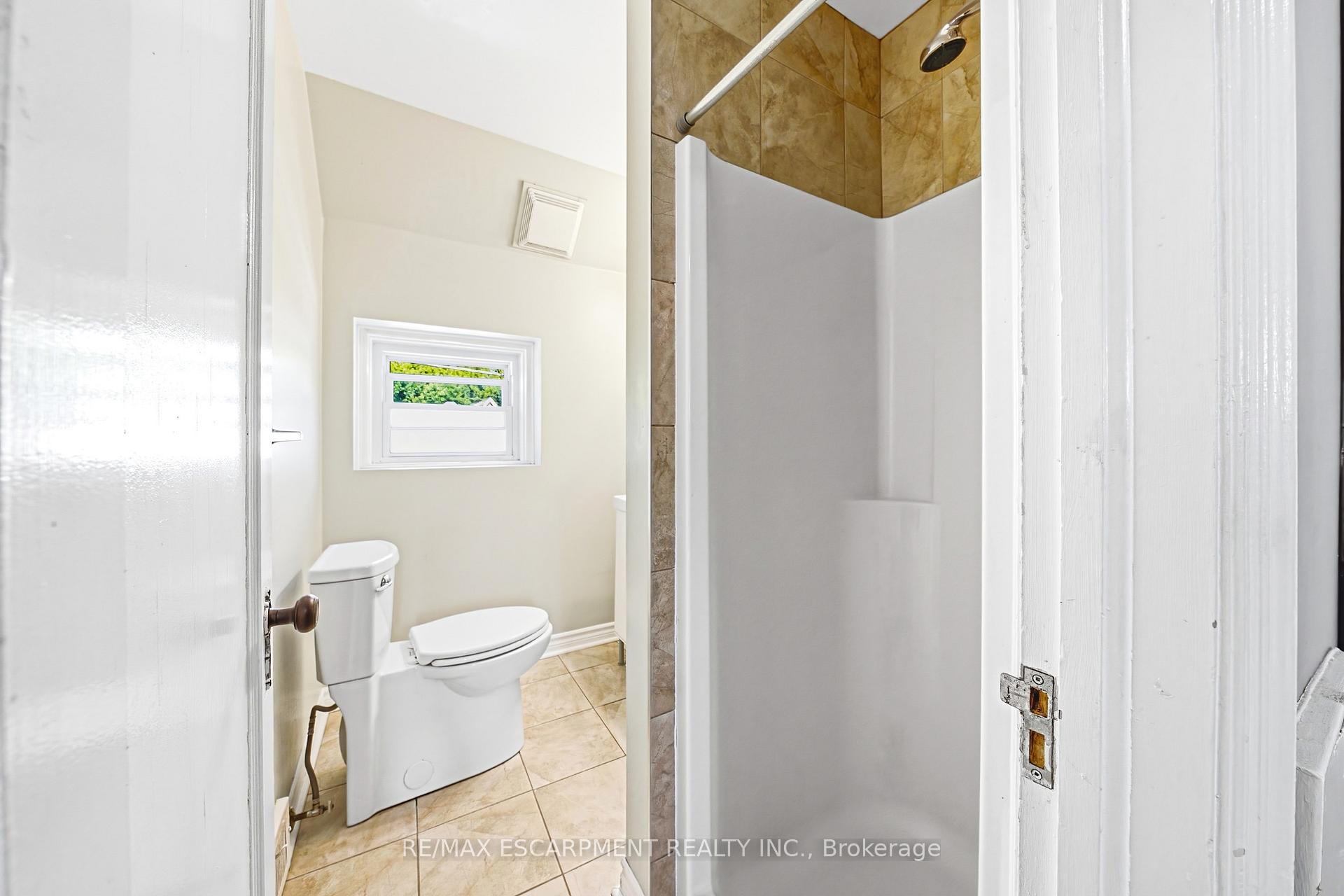 Photo 17 of 184 Arkell Street, Hamilton, Westdale — HOMEH