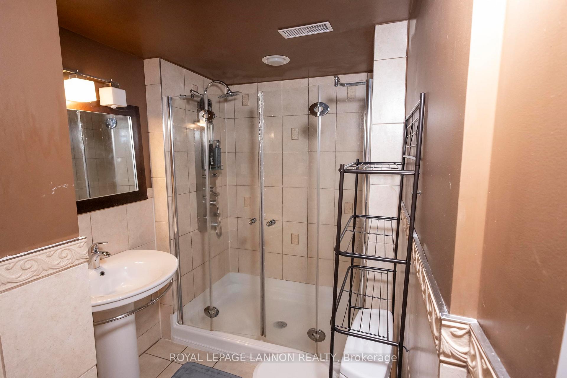 Photo 19 of 192 Riviera Drive, Thunder Bay, River Terrace — HOMEH