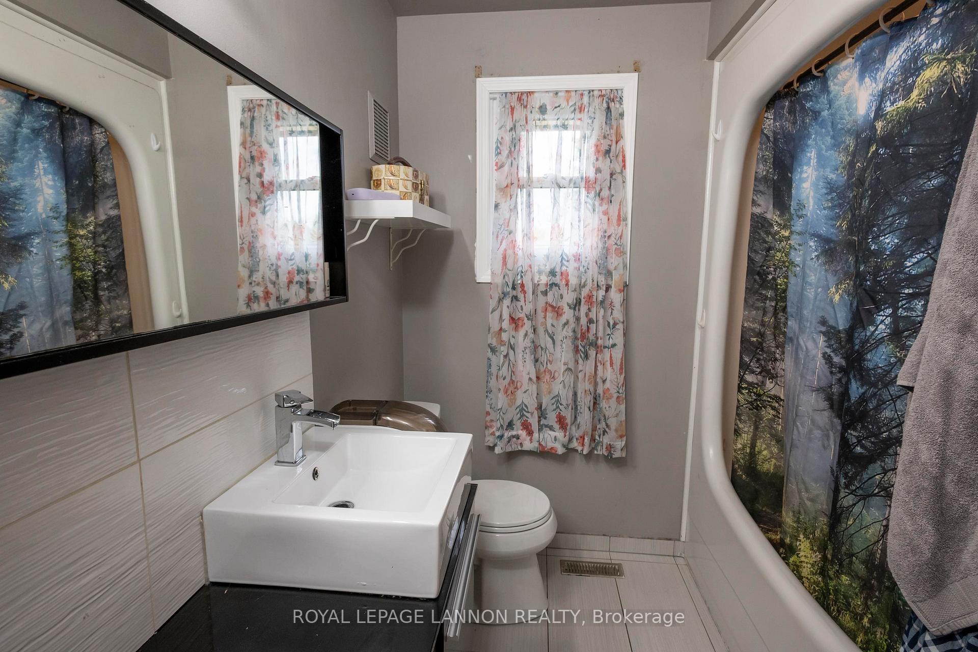 Photo 23 of 192 Riviera Drive, Thunder Bay, River Terrace — HOMEH
