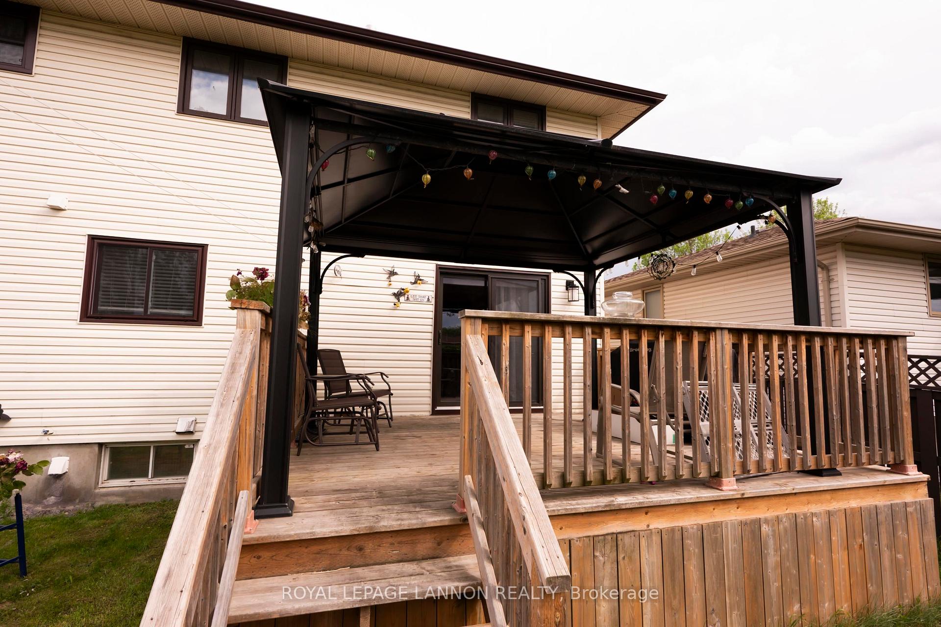 Photo 33 of 192 Riviera Drive, Thunder Bay, River Terrace — HOMEH