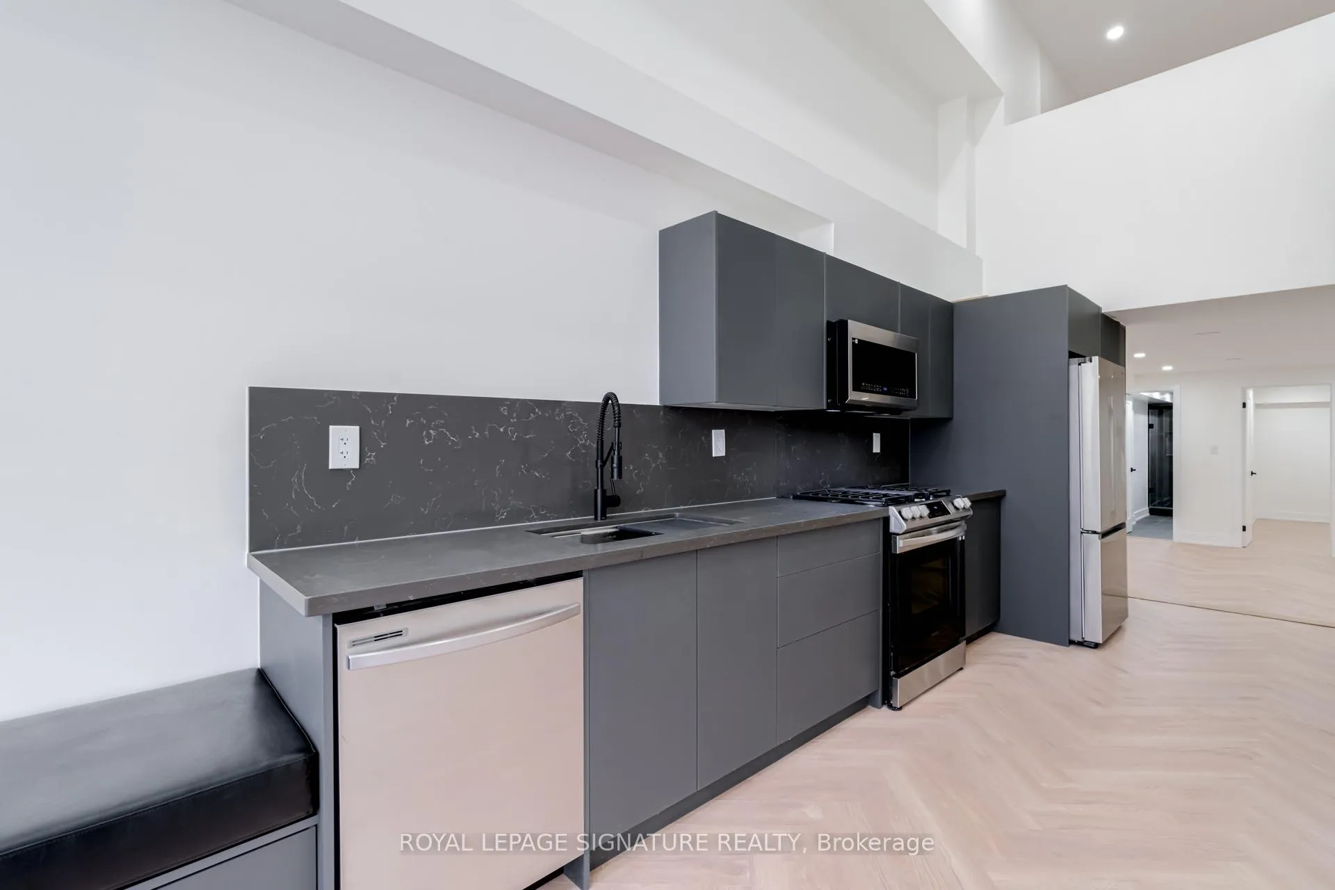 Front of Unit 3, 861 O'Connor Drive