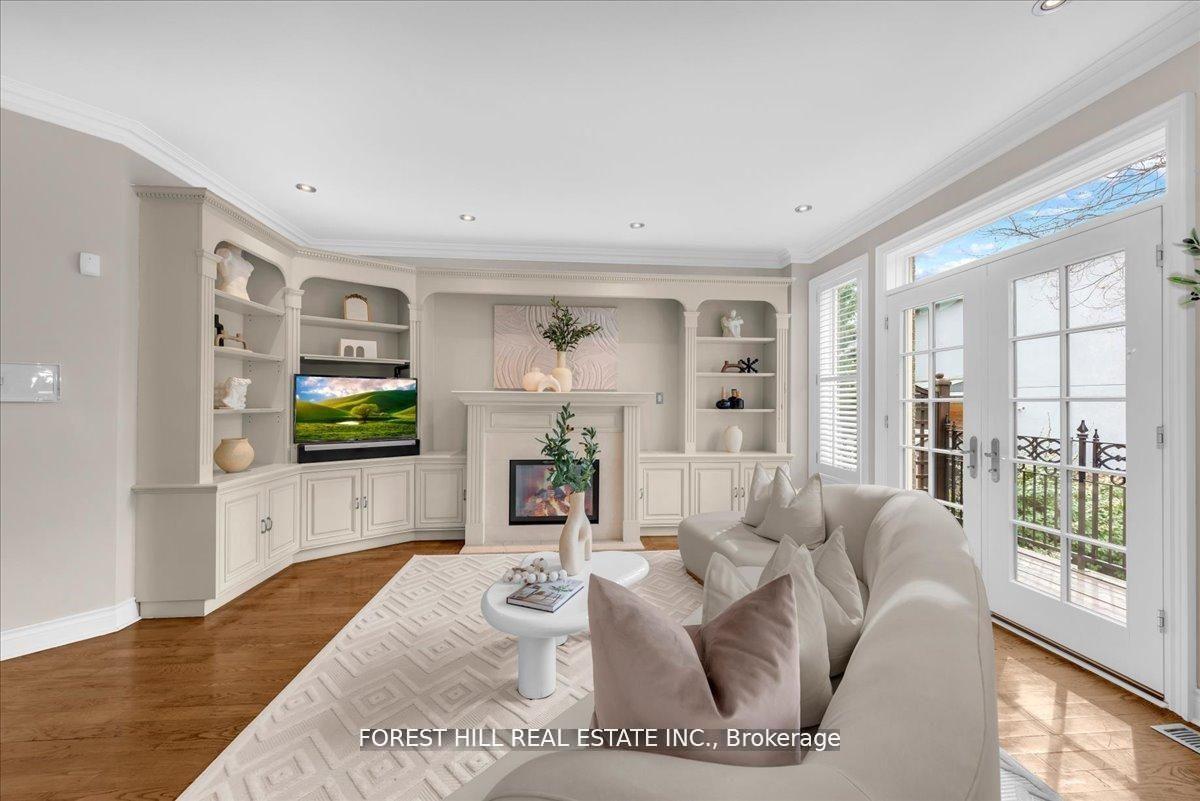 Photo 11 of 313 Broadway Avenue, North York, Bridle Path-Sunnybrook-York Mills — HOMEH
