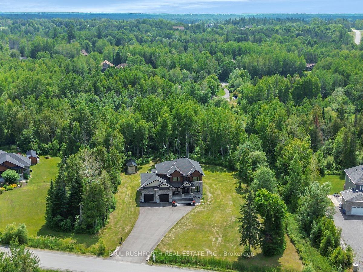 Photo 4 of 160 Country Meadow Drive, Ottawa, Huntley Ward (North West) — HOMEH
