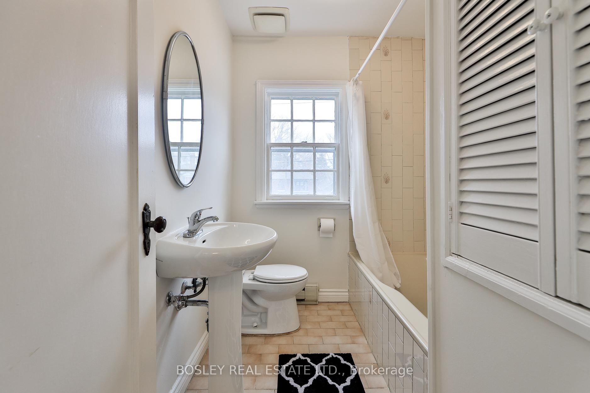 Photo 16 of 432 Broadway Avenue, Toronto, Leaside — HOMEH