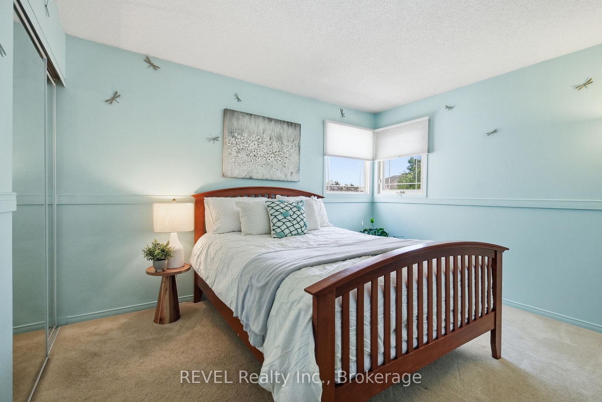 Photo 27 of 29 Stratton Crescent, Whitby, Rolling Acres — HOMEH