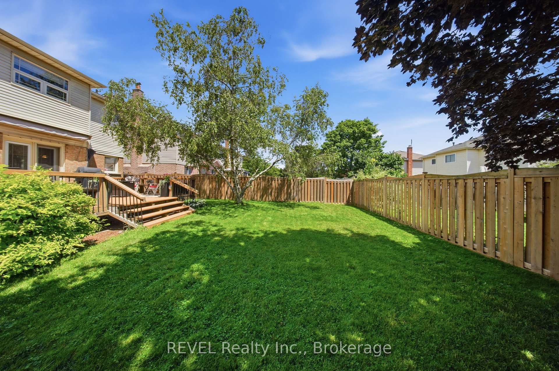 Photo 44 of 29 Stratton Crescent, Whitby, Rolling Acres — HOMEH