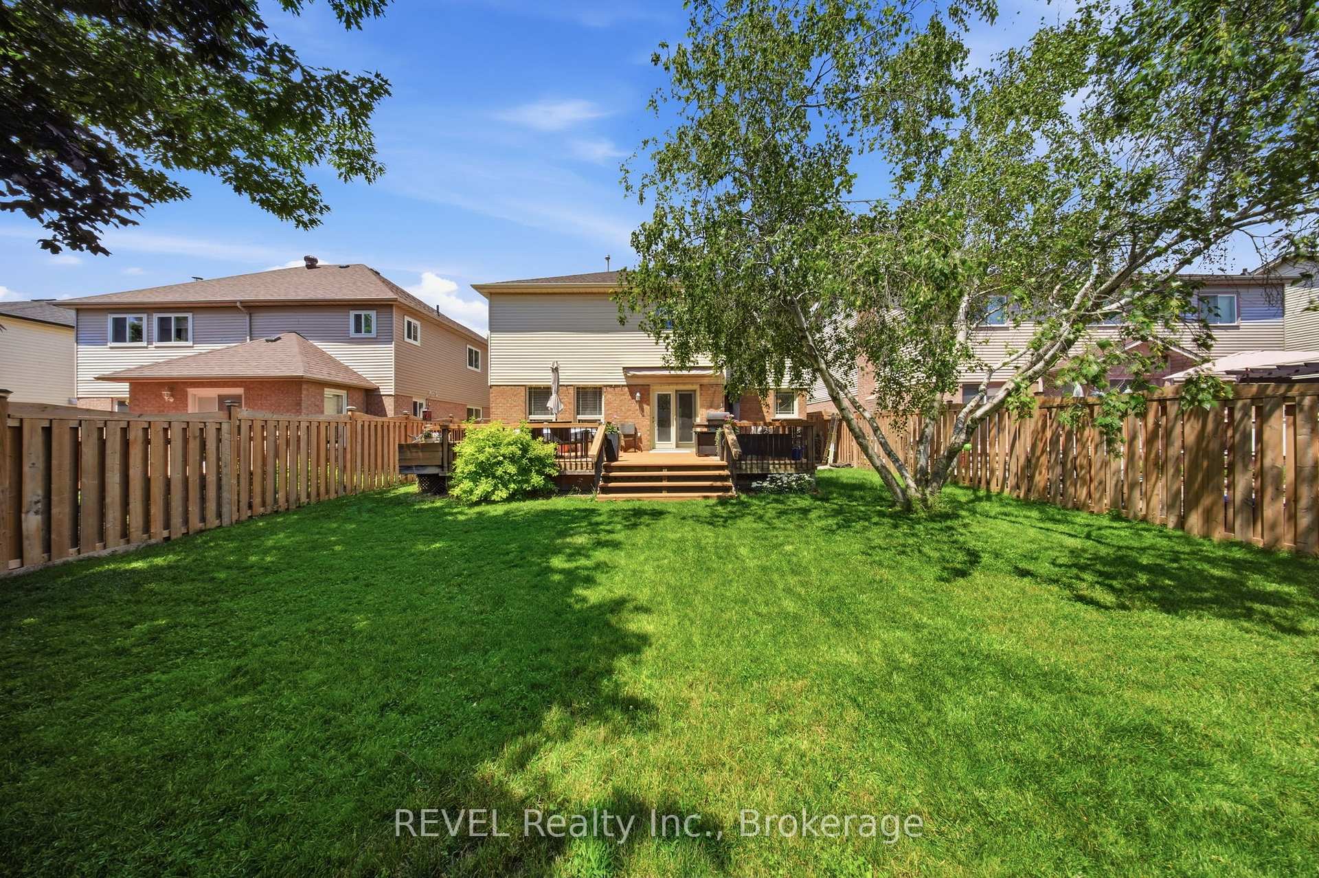 Photo 45 of 29 Stratton Crescent, Whitby, Rolling Acres — HOMEH