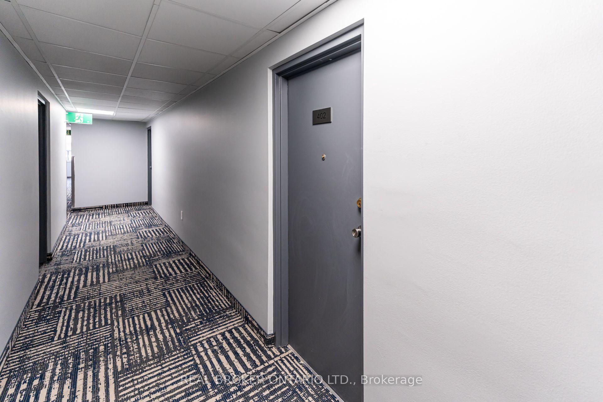 Photo 4 of Unit 402, 4060 Lawrence Avenue E, Scarborough, West Hill — HOMEH