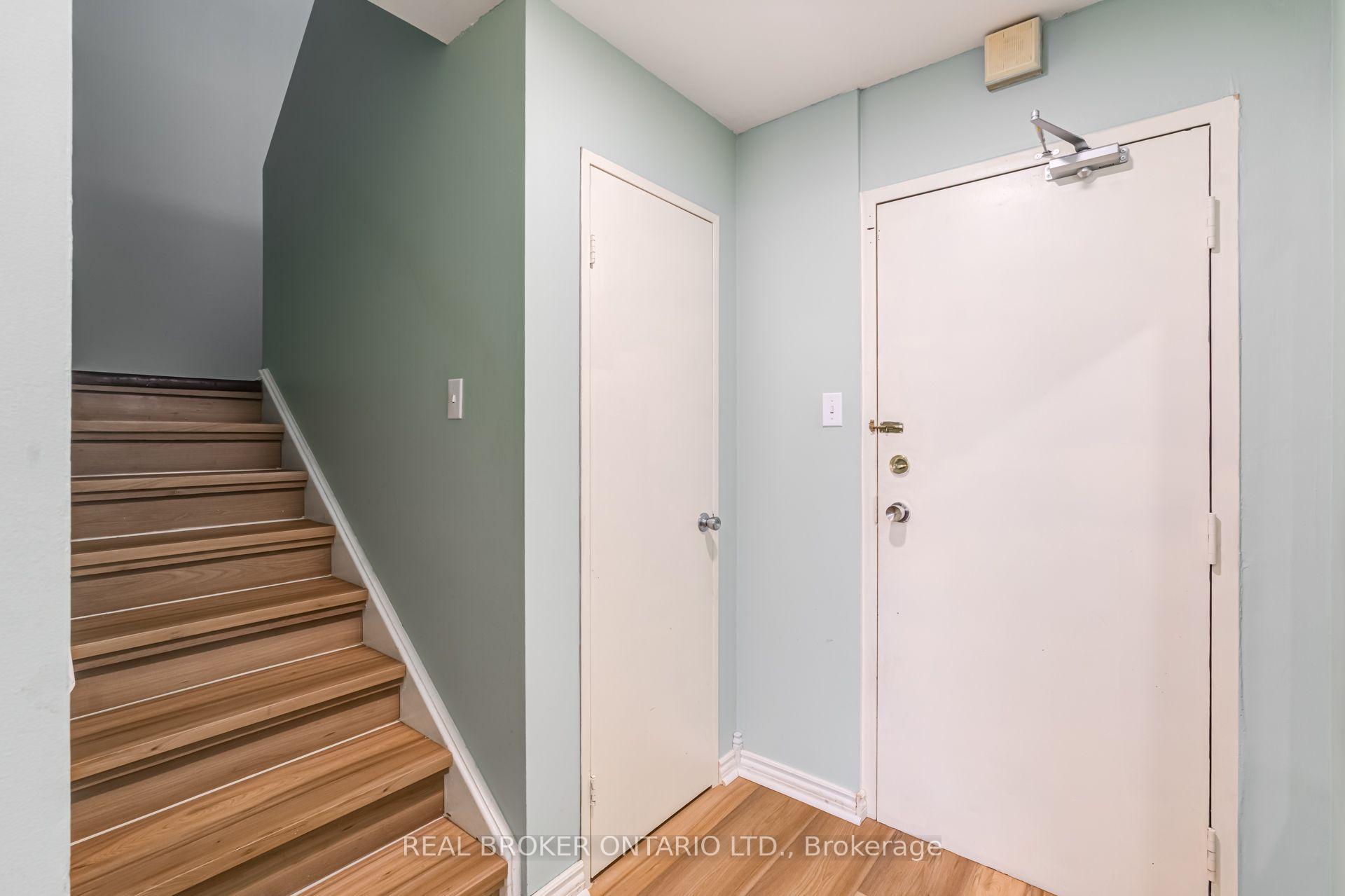 Photo 22 of Unit 402, 4060 Lawrence Avenue E, Scarborough, West Hill — HOMEH