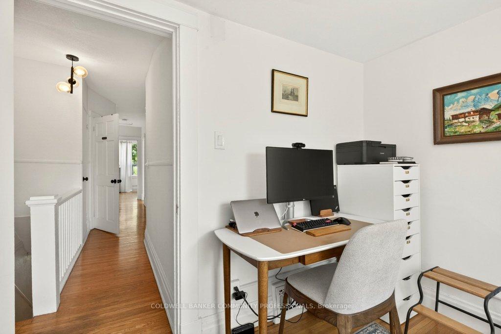 Photo 37 of 152 London Street S, Hamilton, Delta — HOMEH
