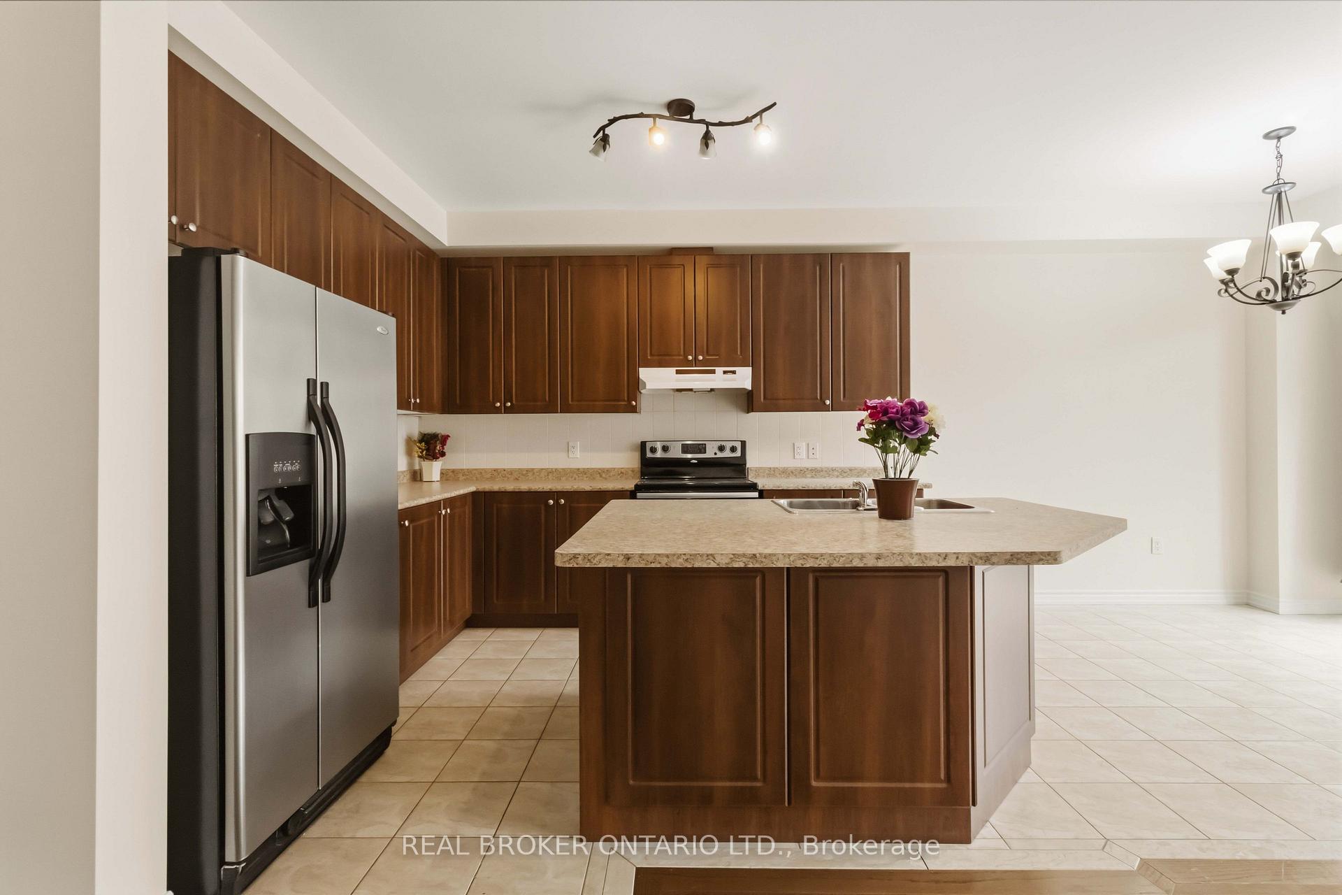 Photo 11 of Unit MAIN, 27 Mccartney Street, North York, Humberlea-Pelmo Park — HOMEH