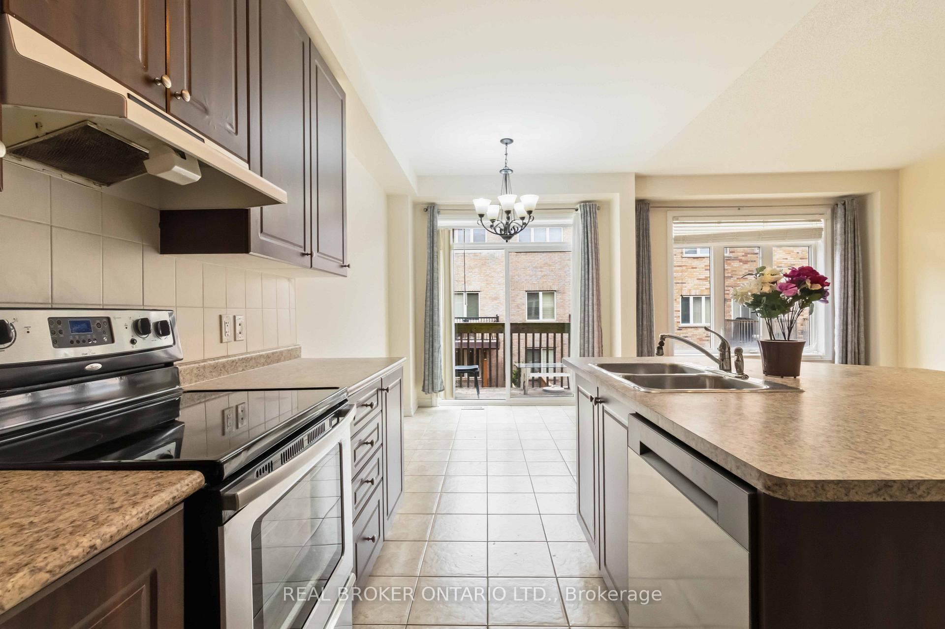 Photo 12 of Unit MAIN, 27 Mccartney Street, North York, Humberlea-Pelmo Park — HOMEH