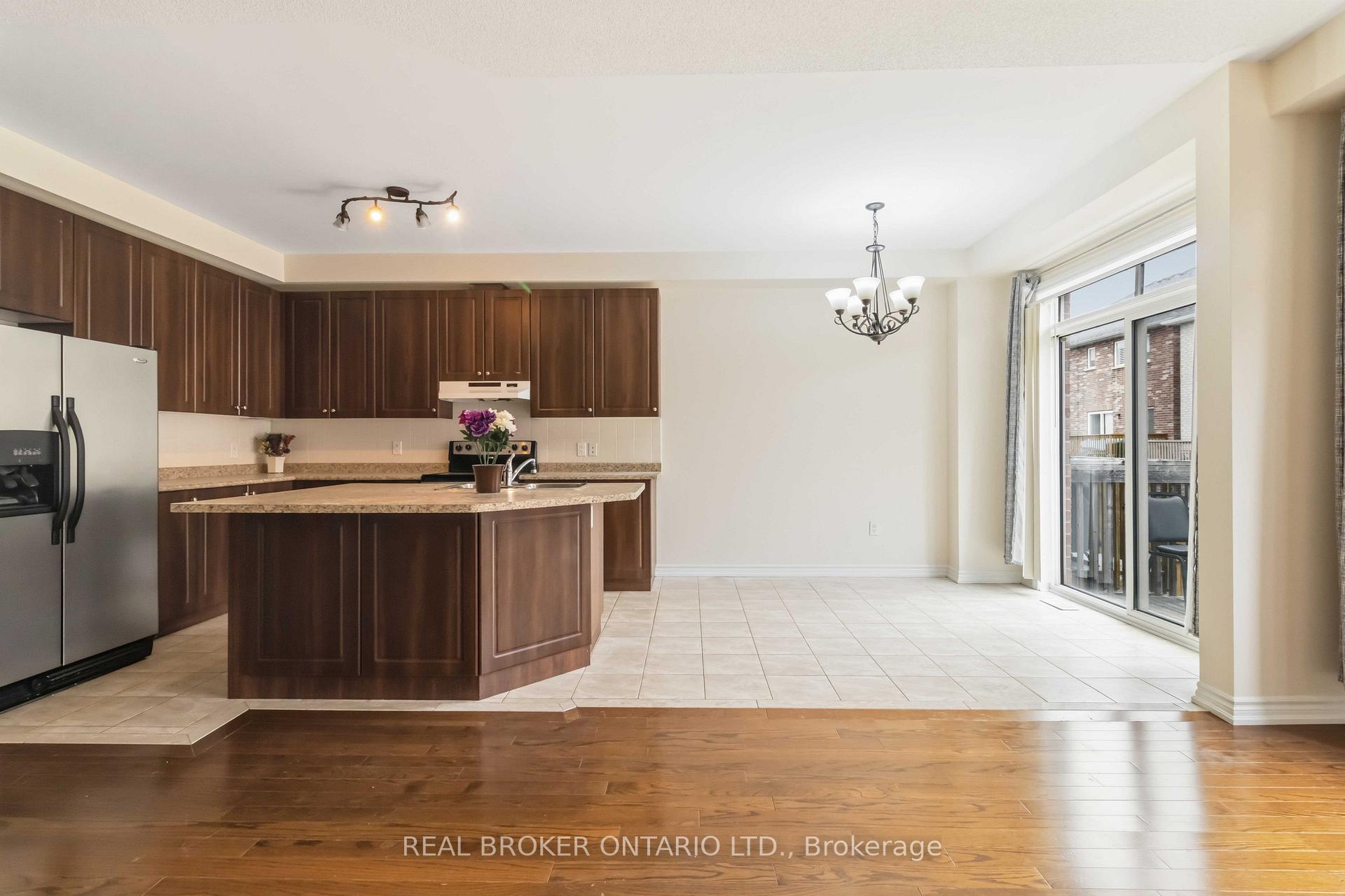Photo 14 of Unit MAIN, 27 Mccartney Street, North York, Humberlea-Pelmo Park — HOMEH