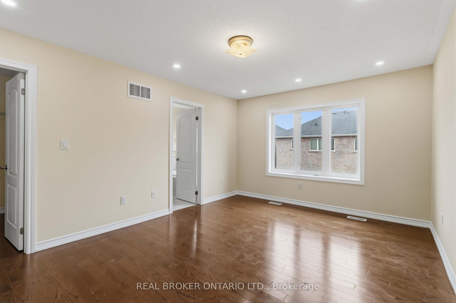 Photo 24 of Unit MAIN, 27 Mccartney Street, North York, Humberlea-Pelmo Park — HOMEH