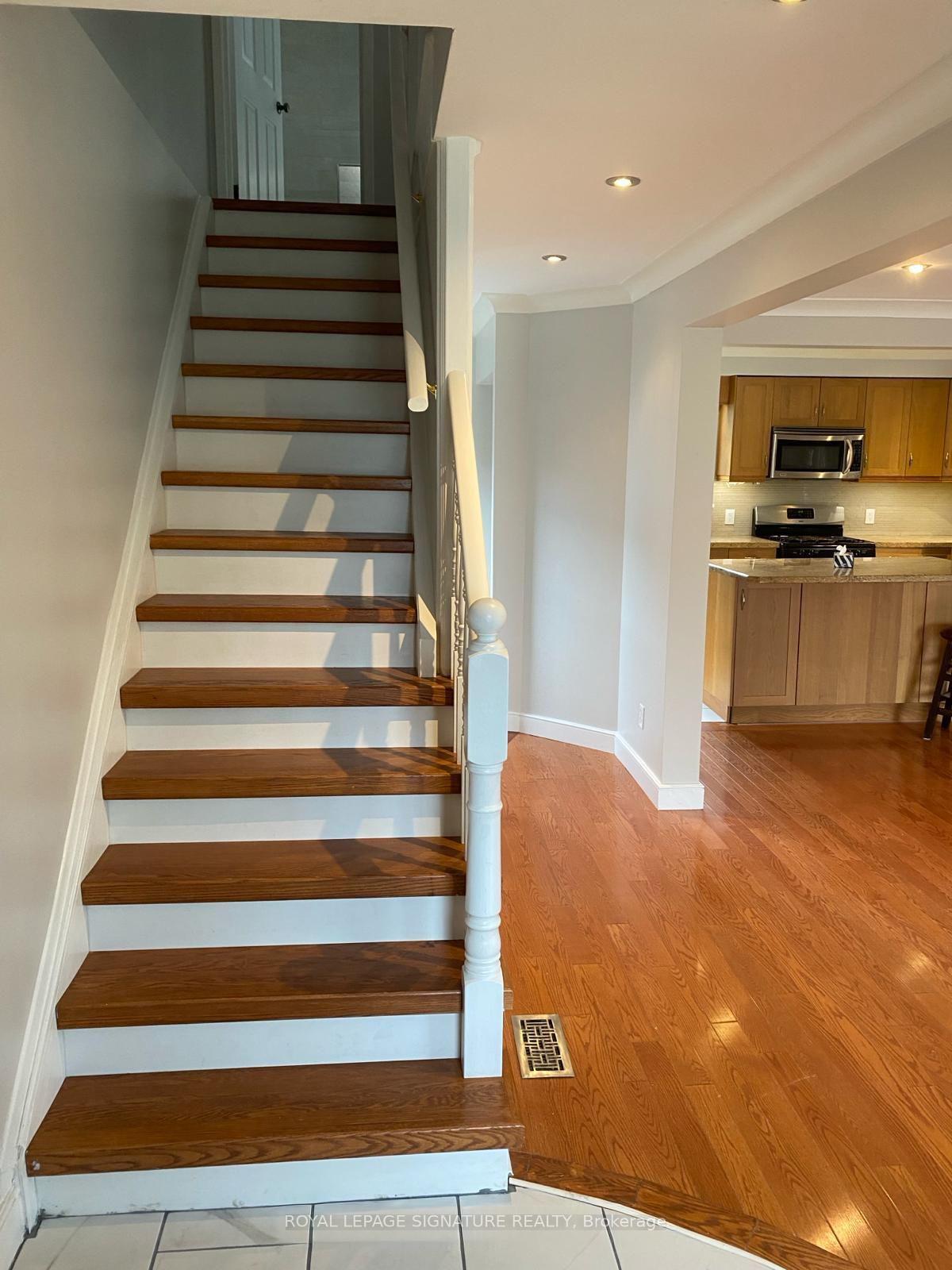 Photo 5 of 459 Dixon Boulevard, Newmarket, Central Newmarket — HOMEH