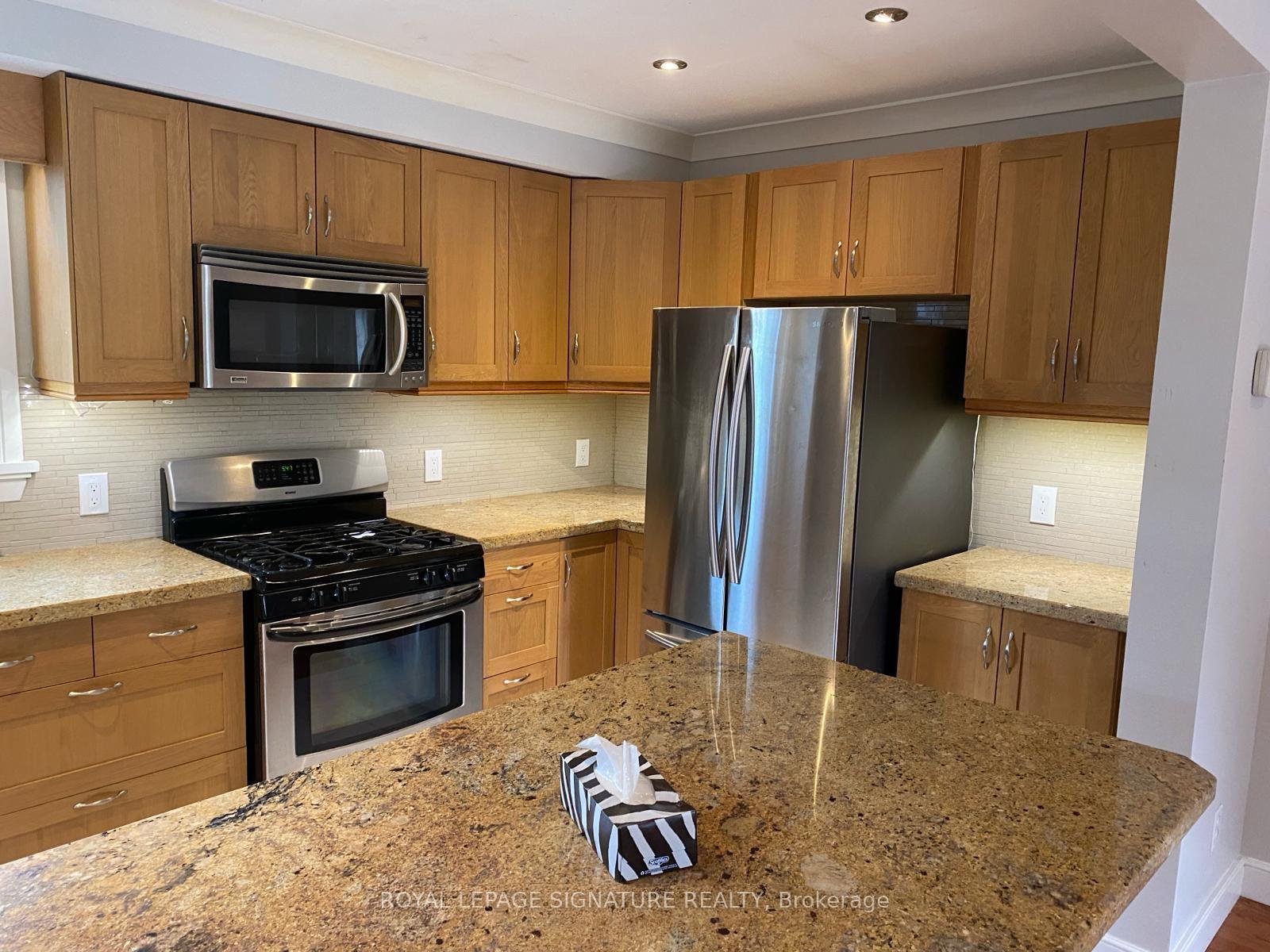 Photo 6 of 459 Dixon Boulevard, Newmarket, Central Newmarket — HOMEH