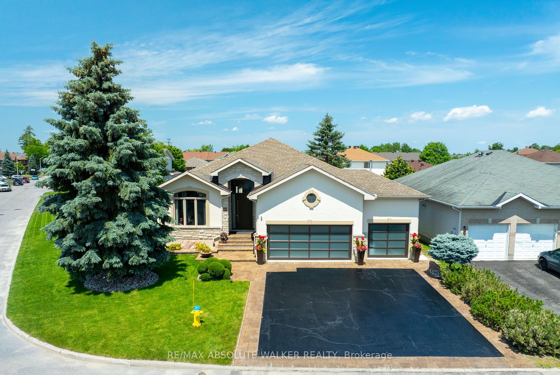 Photo 1 of 667 Everlasting Crescent, Ottawa, Springridge/East Village — HOMEH