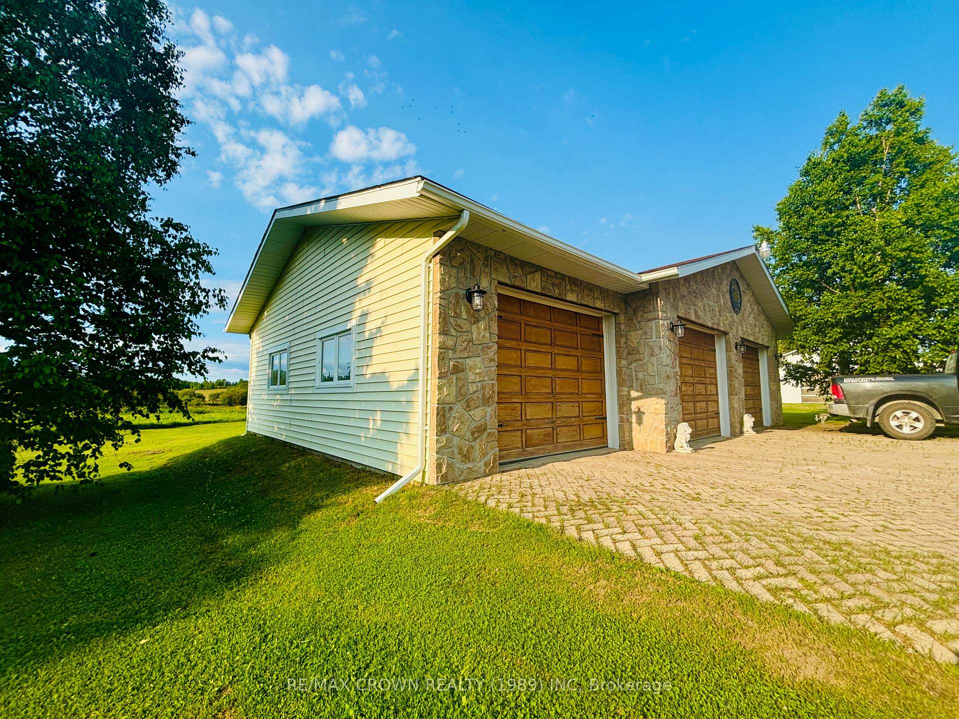 Photo 9 of Unit Moonbeam, 79 Ste Marie Road, Kapuskasing — HOMEH