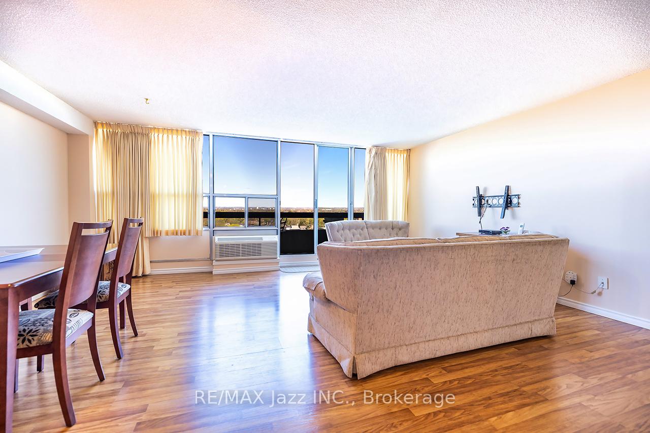 Photo 9 of Unit Ph 7, 55 William Street E, Oshawa, O'Neill — HOMEH