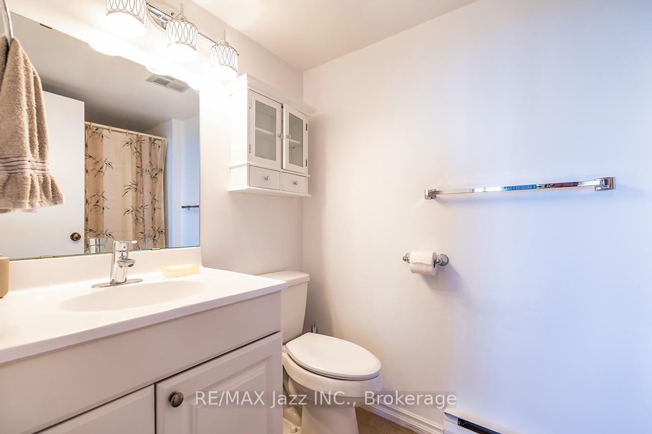 Photo 21 of Unit Ph 7, 55 William Street E, Oshawa, O'Neill — HOMEH