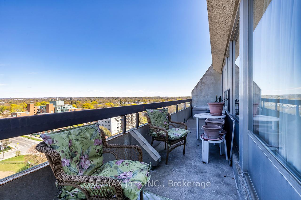 Photo 24 of Unit Ph 7, 55 William Street E, Oshawa, O'Neill — HOMEH