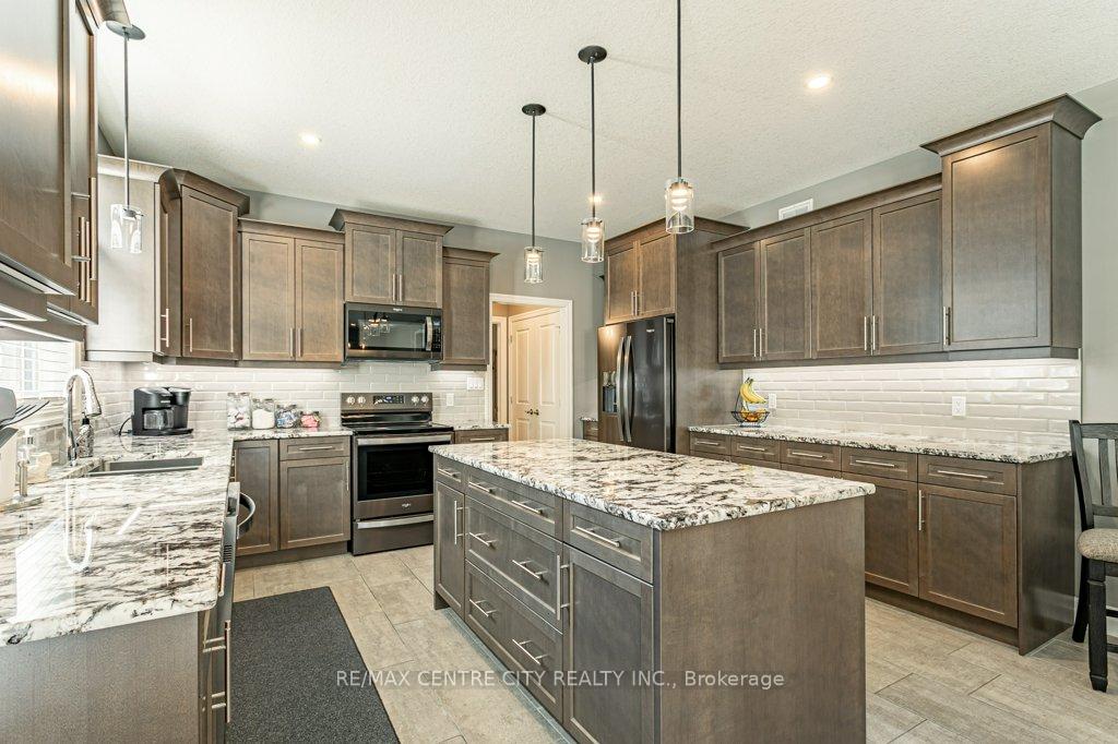 Photo 14 of 148 Elliott Trail, Thames Centre, Thorndale — HOMEH
