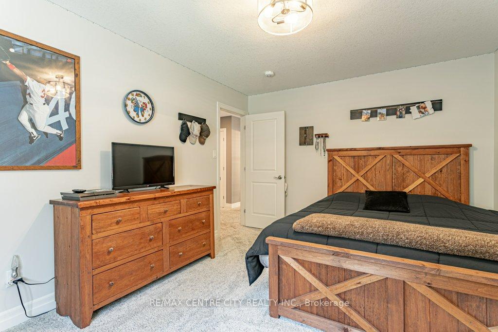 Photo 21 of 148 Elliott Trail, Thames Centre, Thorndale — HOMEH