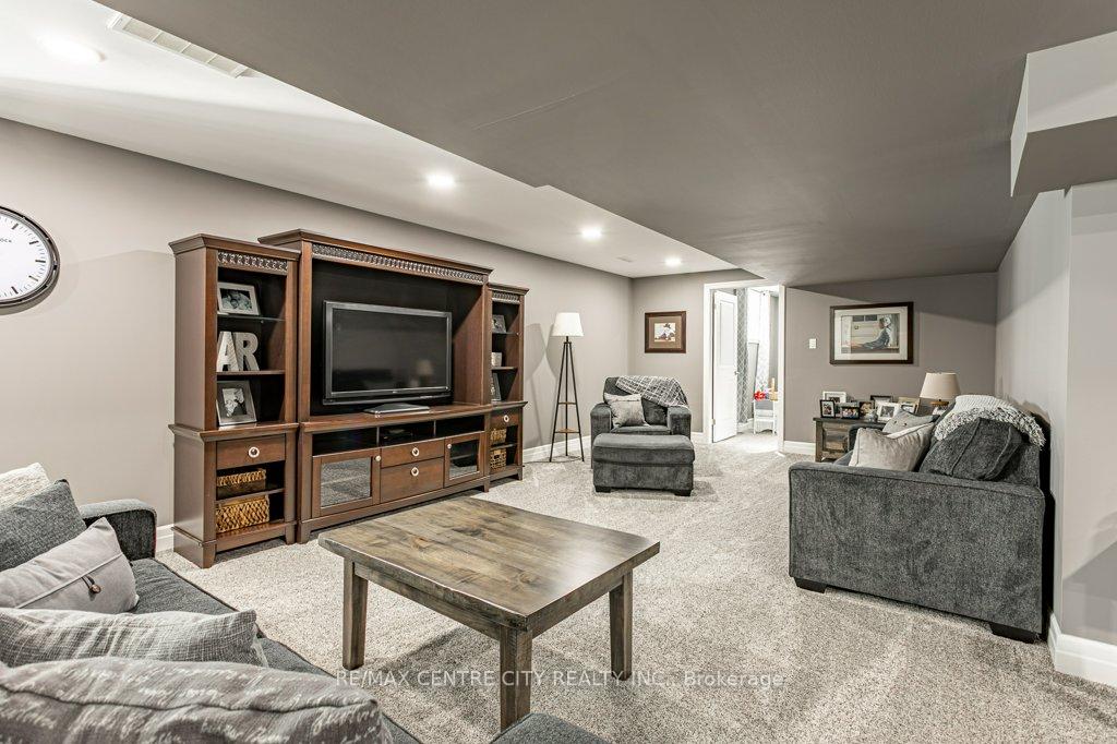 Photo 31 of 148 Elliott Trail, Thames Centre, Thorndale — HOMEH