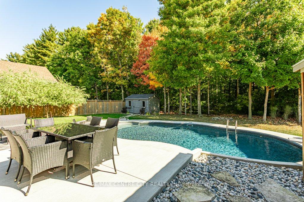 Photo 38 of 148 Elliott Trail, Thames Centre, Thorndale — HOMEH