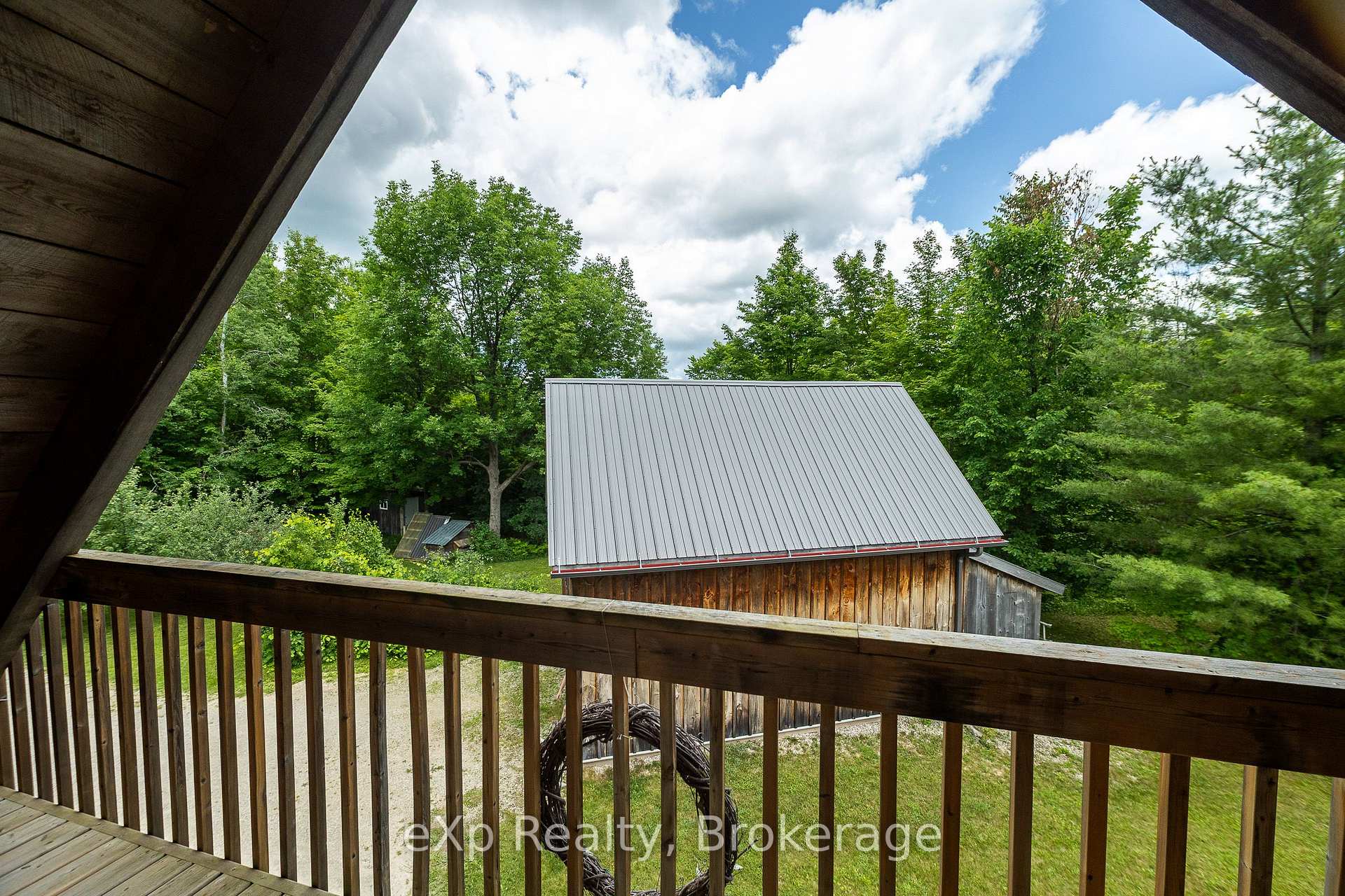 Photo 24 of 720232 Sideroad 20, Chatsworth — HOMEH