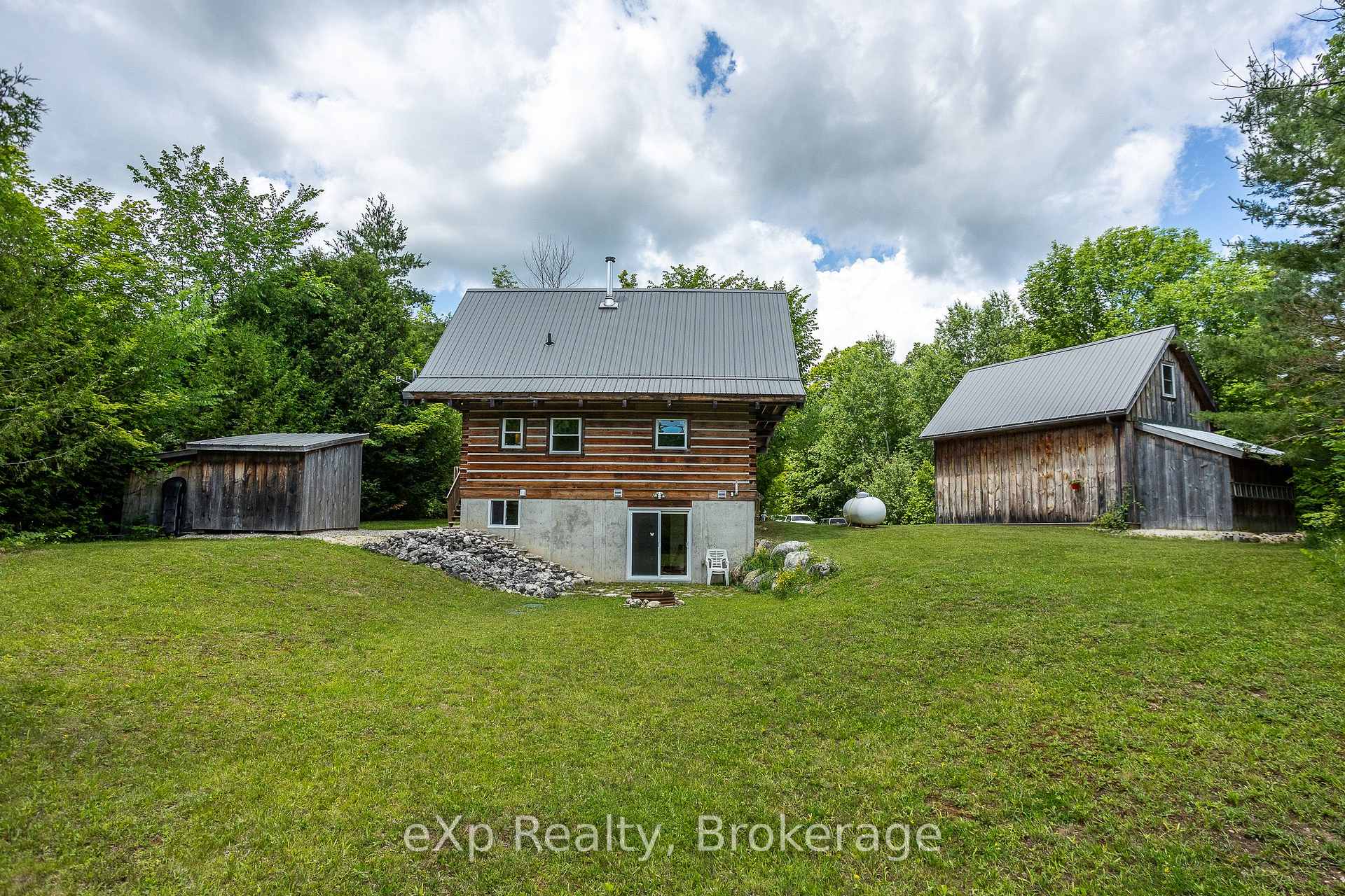Photo 37 of 720232 Sideroad 20, Chatsworth — HOMEH