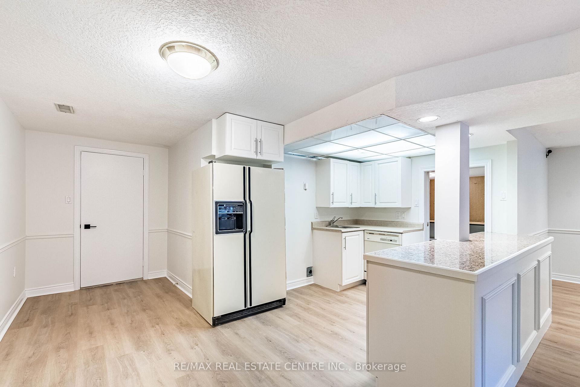 Photo 36 of 5937 Rayshaw Crescent, Mississauga, Streetsville — HOMEH