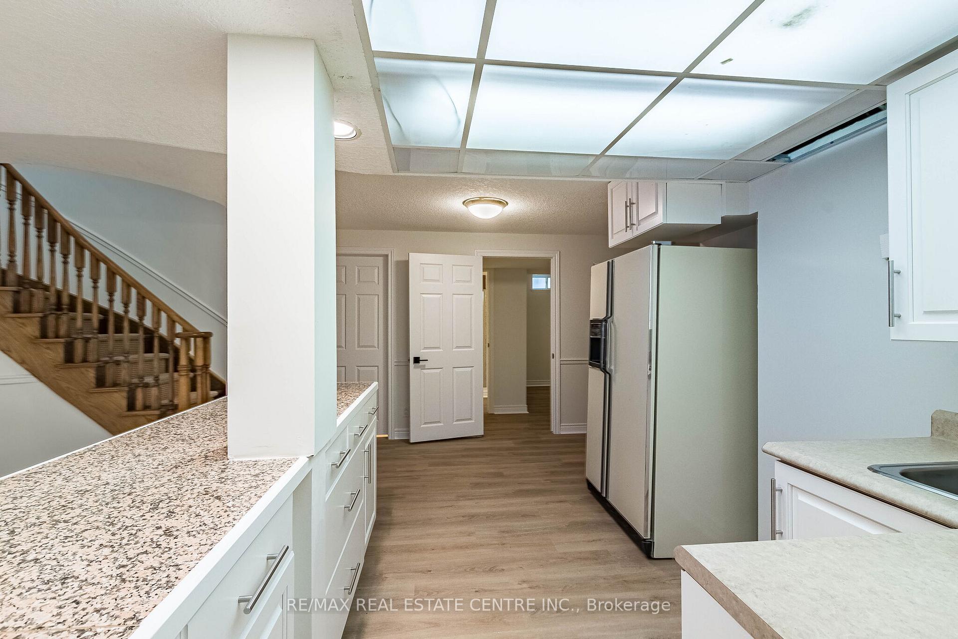 Photo 37 of 5937 Rayshaw Crescent, Mississauga, Streetsville — HOMEH